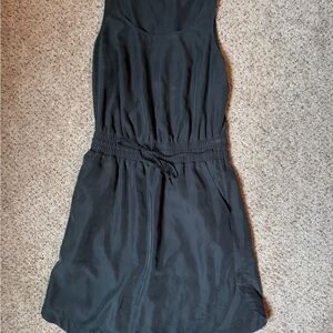 Elegant Black Sleeveless Dress